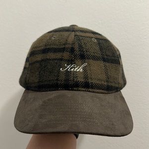 KITH WOMEN BLOCKED PLAID CAP - MODSY